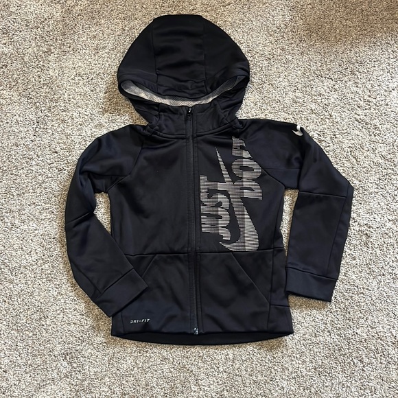 Nike Other - Nike boys zip up jacket